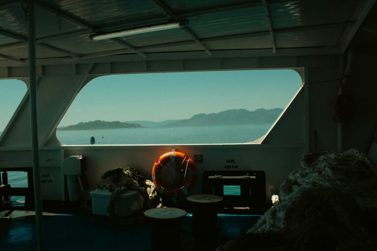 Komodo Trips for Divers & Snorkelers Together: One Boat for the Whole Group