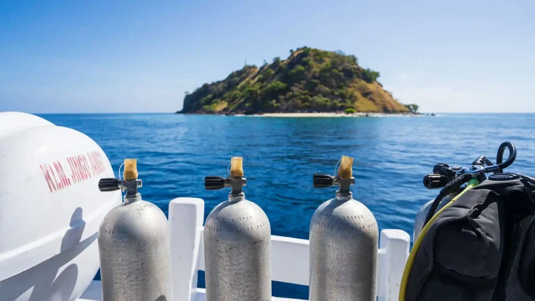 Why Nitrox Changes Everything on a Komodo Liveaboard: The NDL Math
